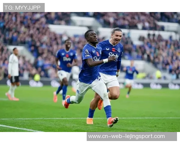 曼联与埃弗顿对决前瞻及比赛结果预测分析